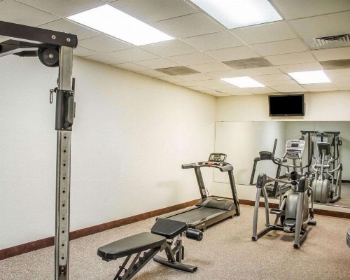 Quality Inn & Suites Pensacola Bayview - image 20