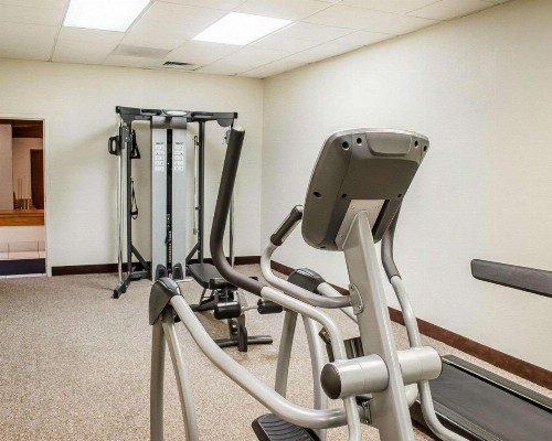 Quality Inn & Suites Pensacola Bayview - image 22