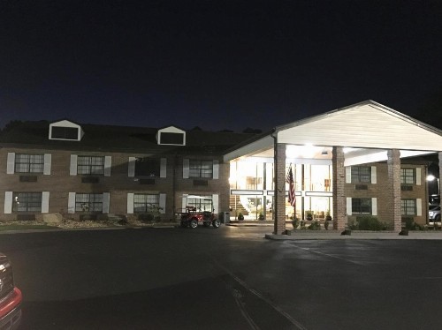 At Home Inn - Pensacola - image 29