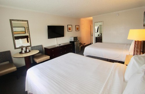 At Home Inn - Pensacola - image 42