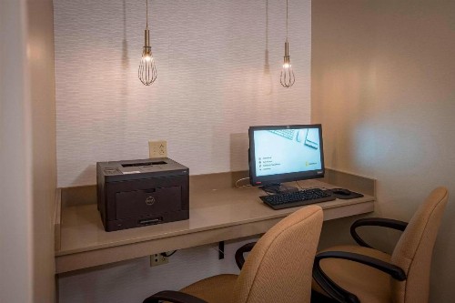 Residence Inn by Marriott Pensacola Downtown - image 14