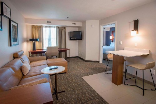 Residence Inn by Marriott Pensacola Downtown - image 6