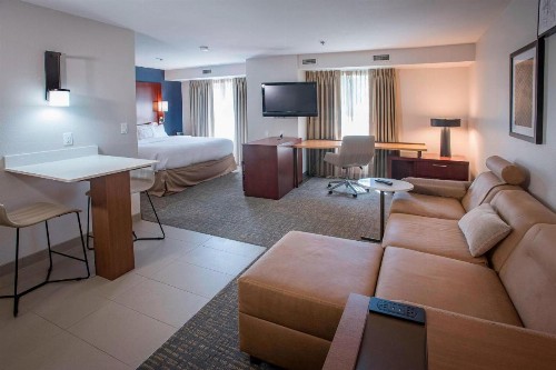 Residence Inn by Marriott Pensacola Downtown - image 7