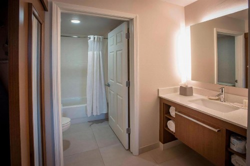 Residence Inn by Marriott Pensacola Downtown - image 8