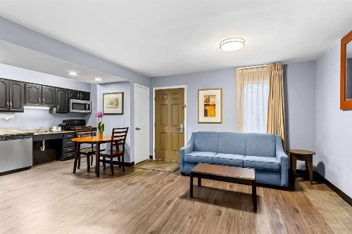 Mainstay Suites Pensacola - image 20