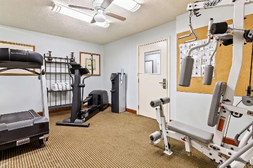 Mainstay Suites Pensacola - image 23