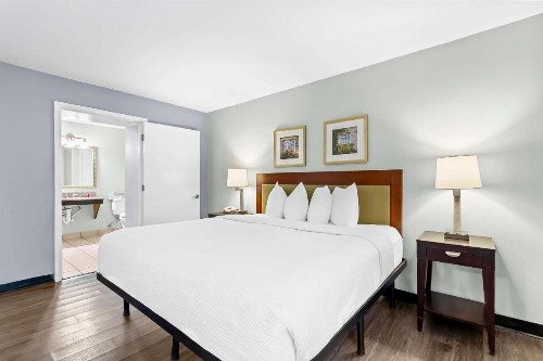 Mainstay Suites Pensacola - image 24