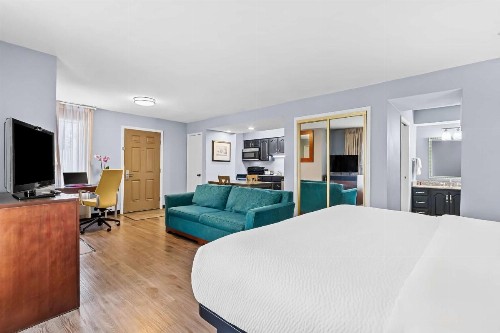 Mainstay Suites Pensacola - image 35