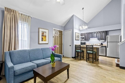 Mainstay Suites Pensacola - image 4