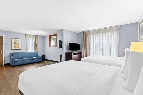Mainstay Suites Pensacola - image 9