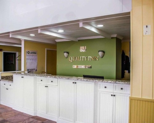 Quality Inn N.A.S.-Corry - image 2
