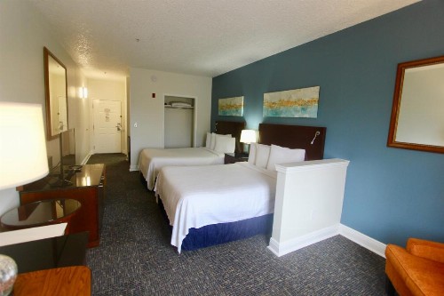 Hotel Pensacola Formerly Luxury Suites - image 10