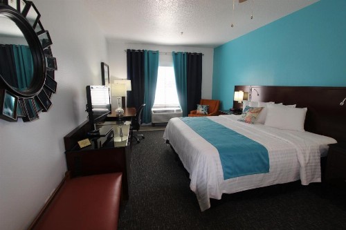 Hotel Pensacola Formerly Luxury Suites - image 31