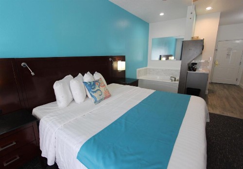 Hotel Pensacola Formerly Luxury Suites - image 34