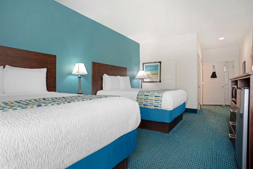 Best Western Plus Blue Angel Inn - image 8