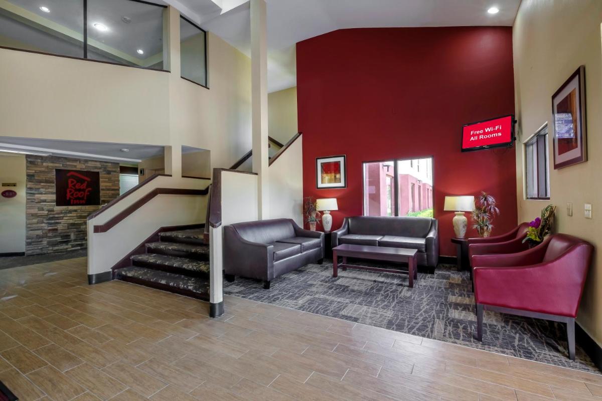 Red Roof Inn Pensacola Fairgrounds - image 5