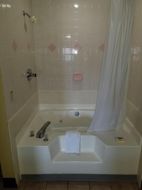 Sweet Dream Inn - image 30