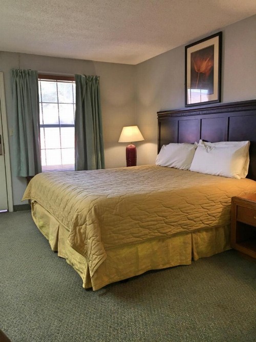 Key West Inn - Pensacola - image 14