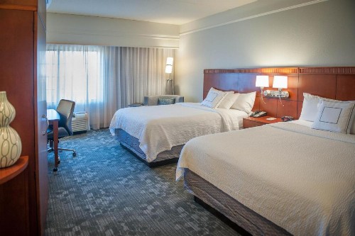Courtyard by Marriott Pensacola Downtown - image 10