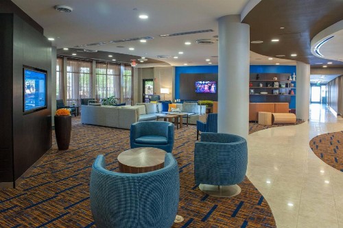Courtyard by Marriott Pensacola Downtown - image 20