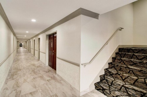 Red Roof Inn & Suites Pensacola-NAS Corry - image 17