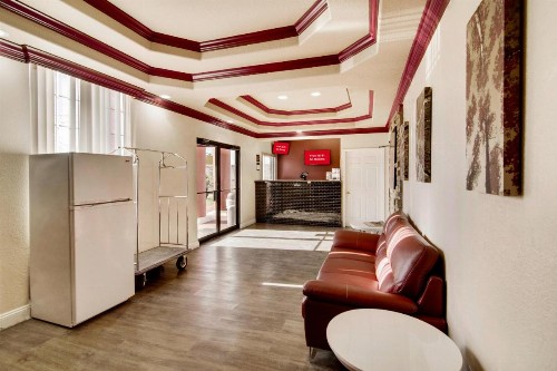 Red Roof Inn & Suites Pensacola-NAS Corry - image 39
