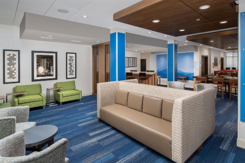 Holiday Inn Express Pensacola Downtown an IHG Hotel - image 13
