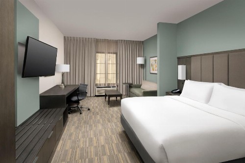 Holiday Inn Express Pensacola Downtown an IHG Hotel - image 31