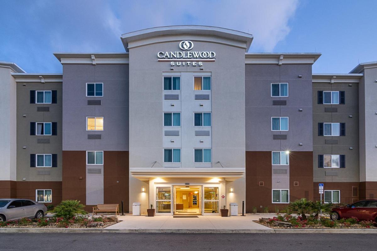 Candlewood Suites - Pensacola - University Area an IHG Hotel - main image