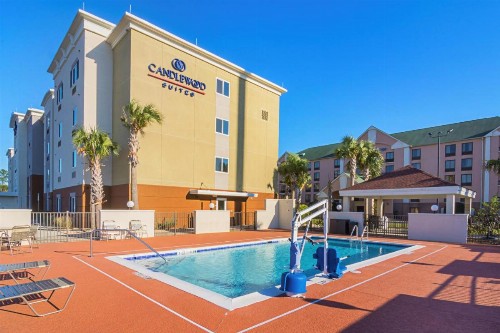 Candlewood Suites - Pensacola - University Area an IHG Hotel - image 13