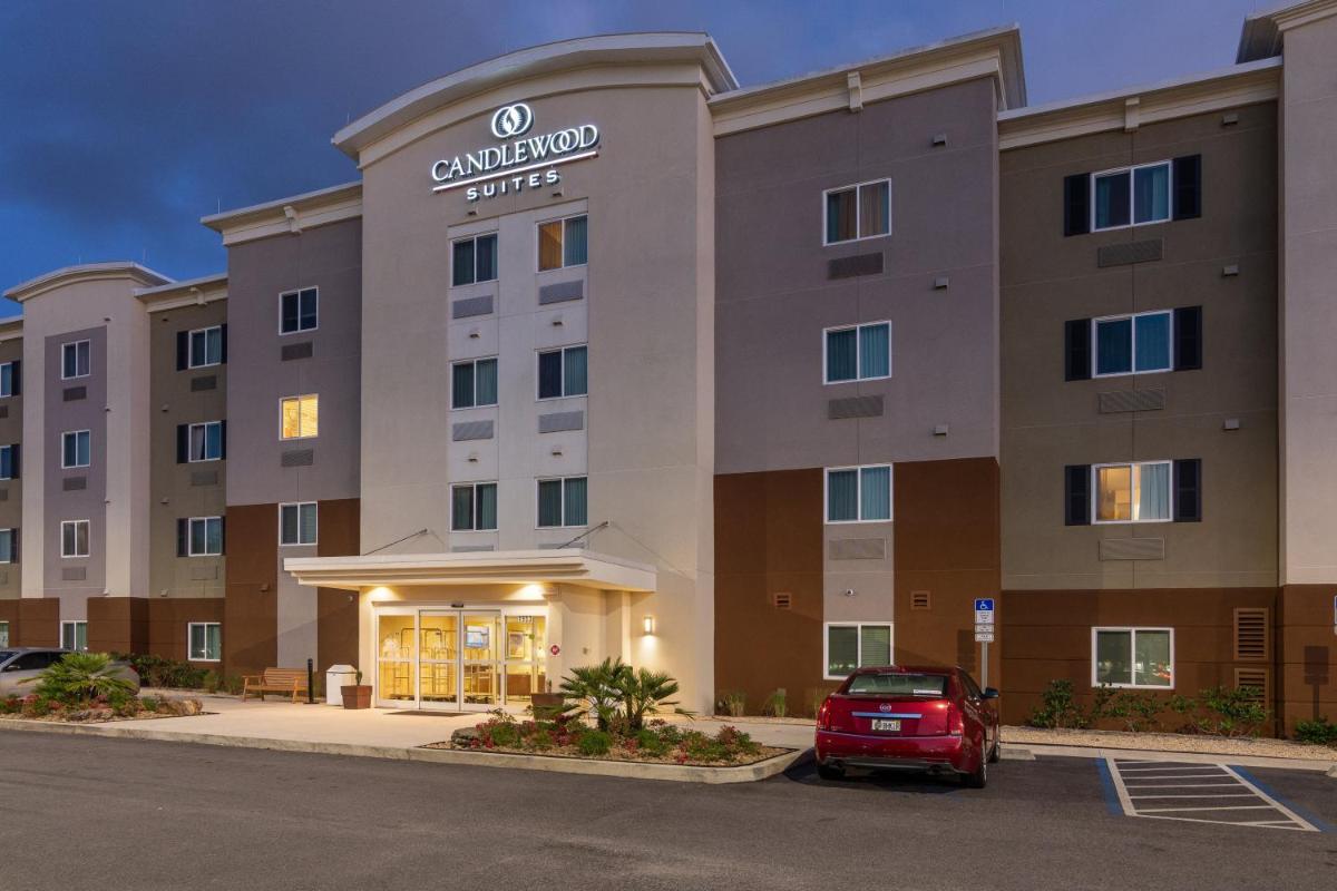 Candlewood Suites - Pensacola - University Area an IHG Hotel - image 2