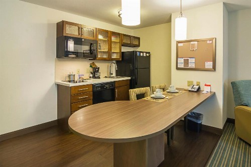 Candlewood Suites - Pensacola - University Area an IHG Hotel - image 38