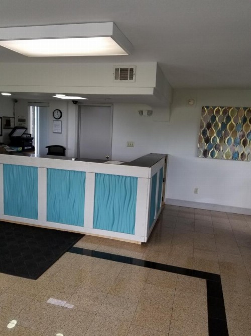 Executive Inn - image 15