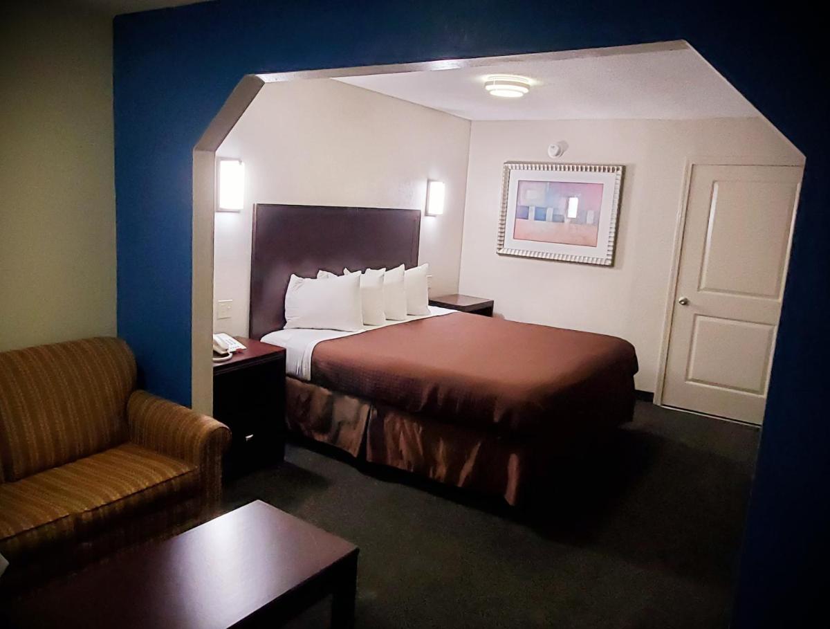 Executive Inn - image 2