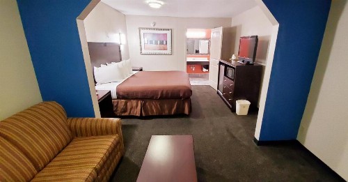 Executive Inn - image 6