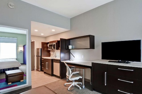 Home2 Suites Pensacola I-10 At North Davis Hwy - image 28
