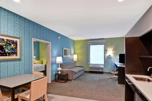 Home2 Suites Pensacola I-10 At North Davis Hwy - image 32