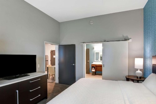 Home2 Suites Pensacola I-10 At North Davis Hwy - image 33
