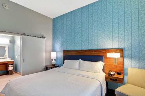 Home2 Suites Pensacola I-10 At North Davis Hwy - image 36