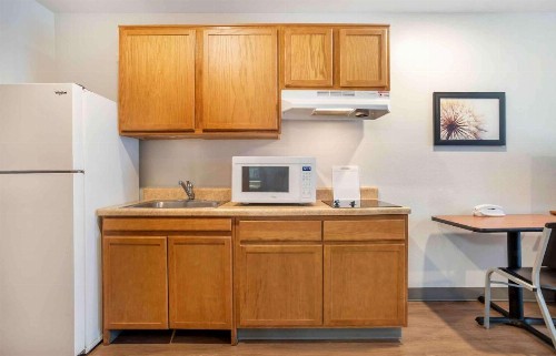 Woodspring Suites Pensacola Northeast - image 17