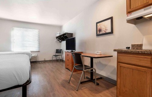 Woodspring Suites Pensacola Northeast - image 21