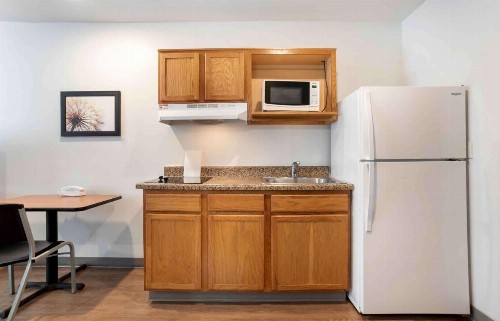 Woodspring Suites Pensacola Northeast - image 6