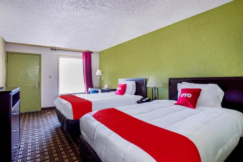 OYO Hotel Pensacola I-10 & Hwy 29 - image 25
