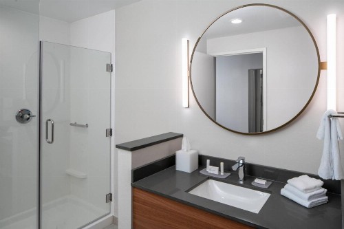 Fairfield Inn & Suites by Marriott Pensacola West I-10 - image 19