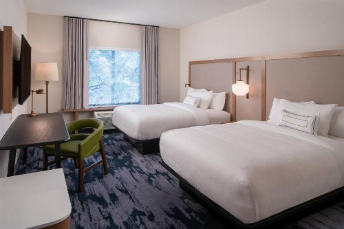 Fairfield Inn & Suites by Marriott Pensacola West I-10 - image 3