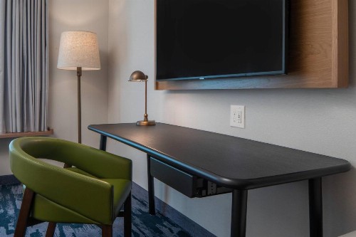 Fairfield Inn & Suites by Marriott Pensacola West I-10 - image 8