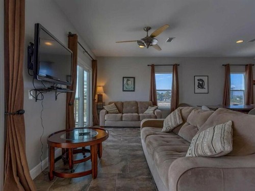 Ledlow by Meyer Vacation Rentals - image 7