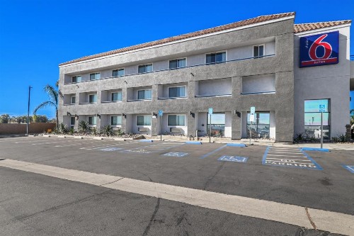 Red Lion Inn & Suites Perris - image 32