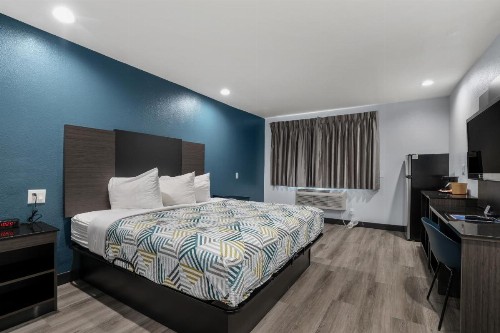 Red Lion Inn & Suites Perris - image 43
