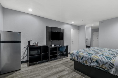 Red Lion Inn & Suites Perris - image 46